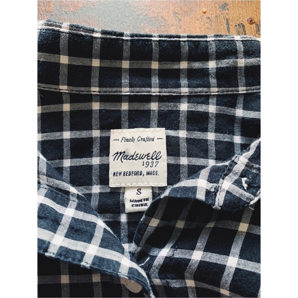 Madewell Button Up - Picture 3 of 4